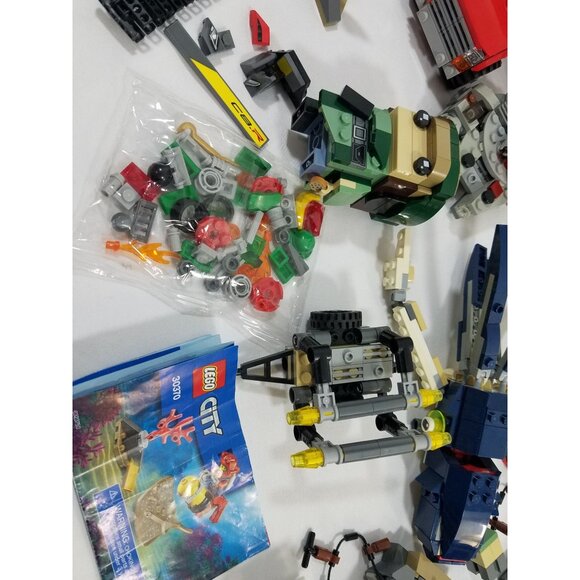 Mixed Lot Lego vehicles 4 Cars Jurassic Park Jeep Red Truck Squid Helicopter - Picture 6 of 13